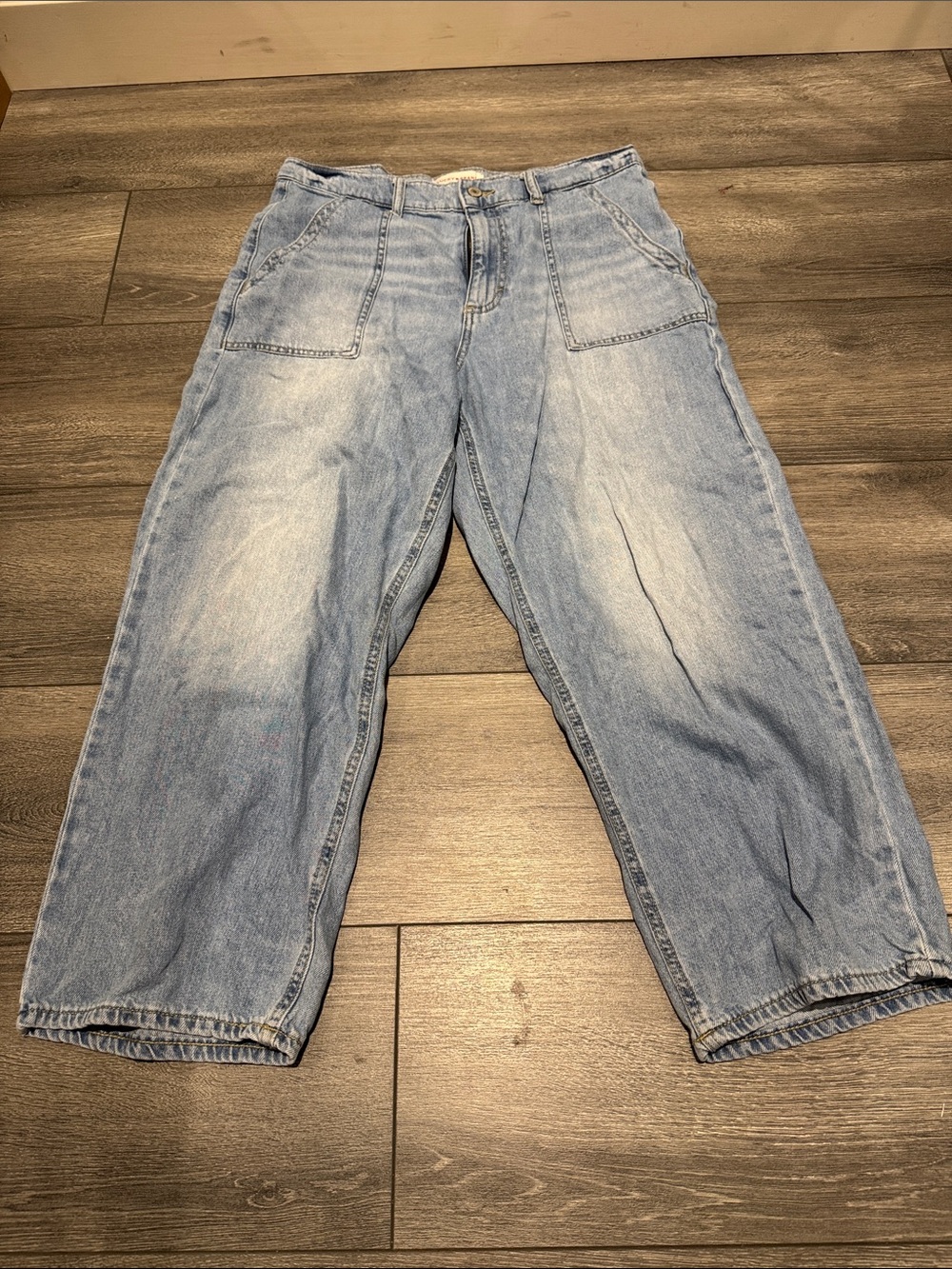 Lucky Brand Light Blue Cropped High-Waist Jeans - Picture 4 of 5